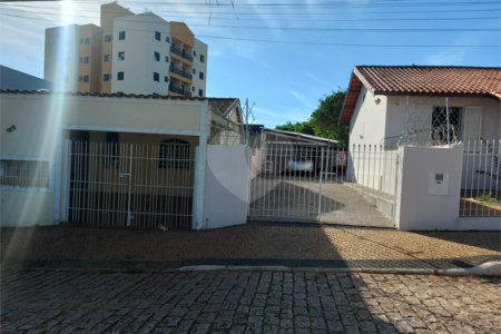 Casa de Vila à venda com 5 quartos, sendo 1 suíte, em Vila Martina, Valinhos, SP