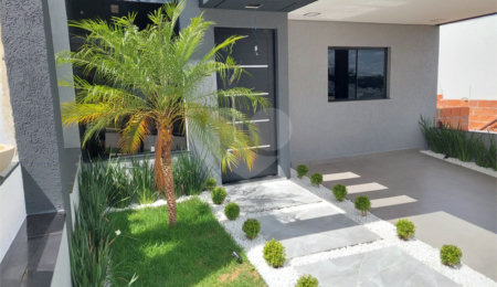 Casa à venda com 3 quartos, sendo 1 suíte,  no condomínio Horto Florestal Villagio, Sorocaba - SP
