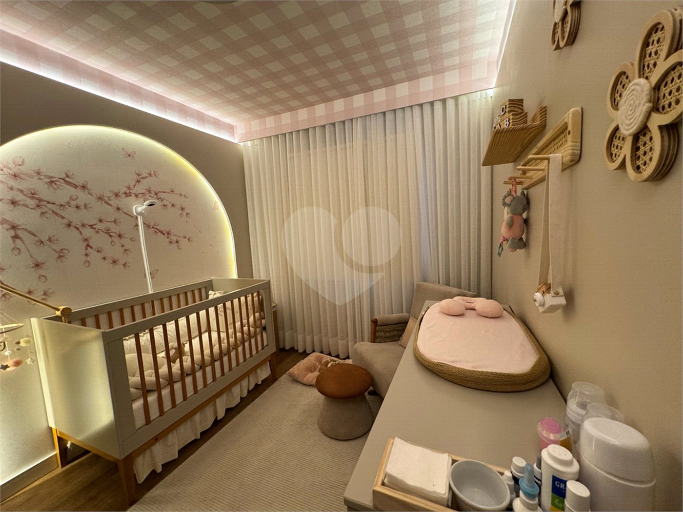 Apartamento à venda com 3 quartos, sendo 1 suíte, em Jardim Belvedere, Sorocaba, SP