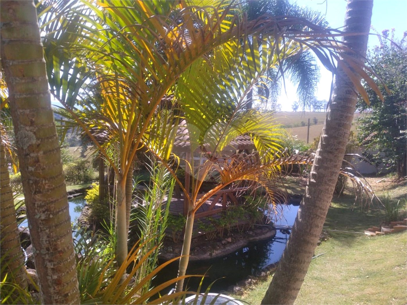 Chácara à venda com 4 quartos, sendo 2 suítes, em Loteamento Village de Atibaia, Atibaia, SP