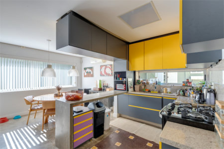 Casa à venda com 4 quartos, sendo 2 suítes,  em Alto da Boa Vista, São Paulo, SP