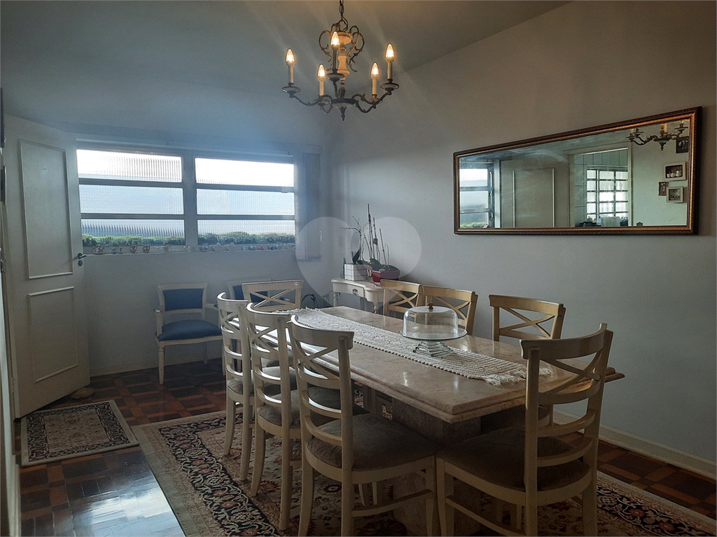 Casa à venda com 4 quartos, sendo 3 suítes,  em Jardim Marajoara, São Paulo, SP