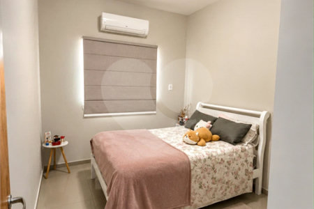 Casa à venda com 2 quartos, sendo 1 suíte, no condomínio Residencial Green Ville, Rio de Janeiro - RJ