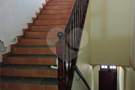 Casa à venda com 5 quartos, sendo 3 suítes,  em Parque Arariba, São Paulo, SP