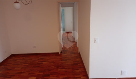 Apartamento para alugar com 3 quartos, sendo 1 suíte,  em Vila Cordeiro, São Paulo, SP