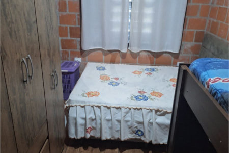 Casa em condomínio à venda com 3 quartos, sendo 1 suíte,  no Centro, Bom Jesus dos Perdões, SP