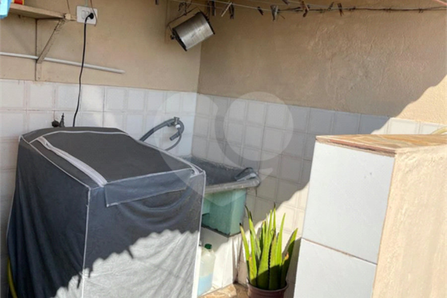 Casa à venda com 2 quartos no condomínio Villa das Andorinhas, São Paulo - SP
