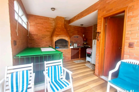 Casa à venda com 4 quartos, sendo 1 suíte,  em Tijuca, Rio de Janeiro, RJ