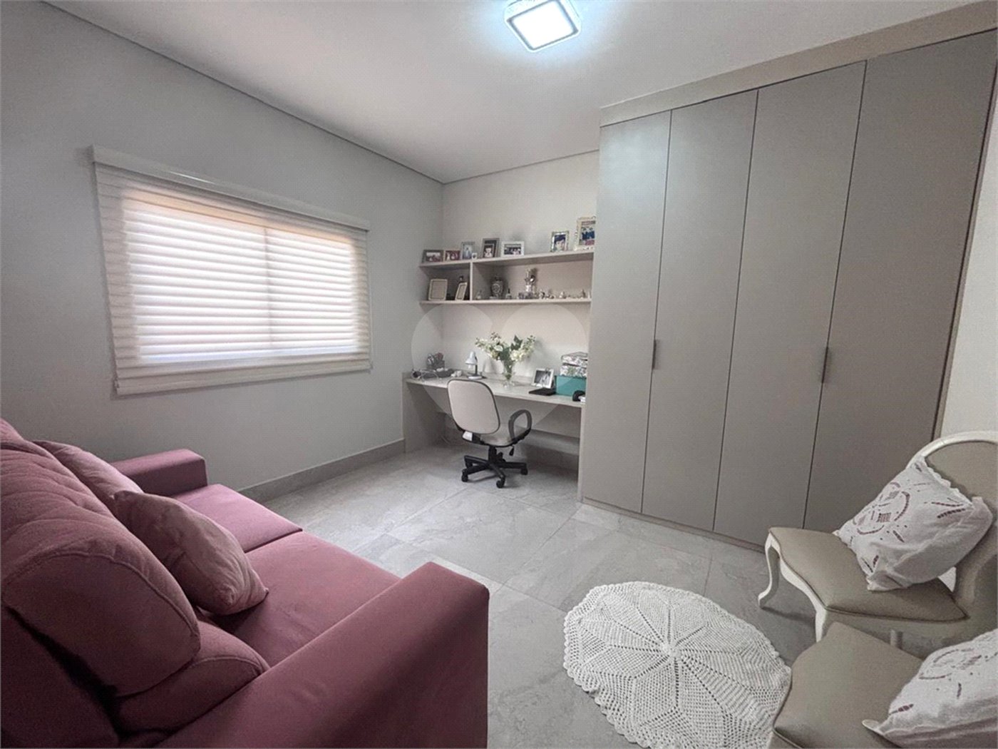 Casa à venda com 2 quartos, sendo 1 suíte, no condomínio Horizontes de Sorocaba, Sorocaba - SP