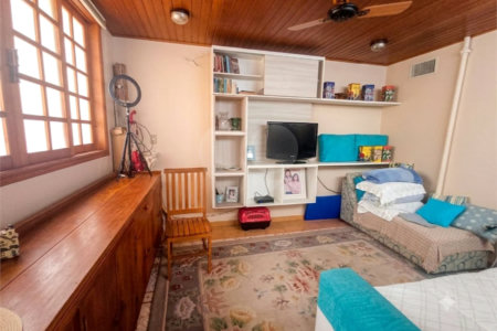 Casa à venda com 4 quartos, sendo 1 suíte,  em Tijuca, Rio de Janeiro, RJ