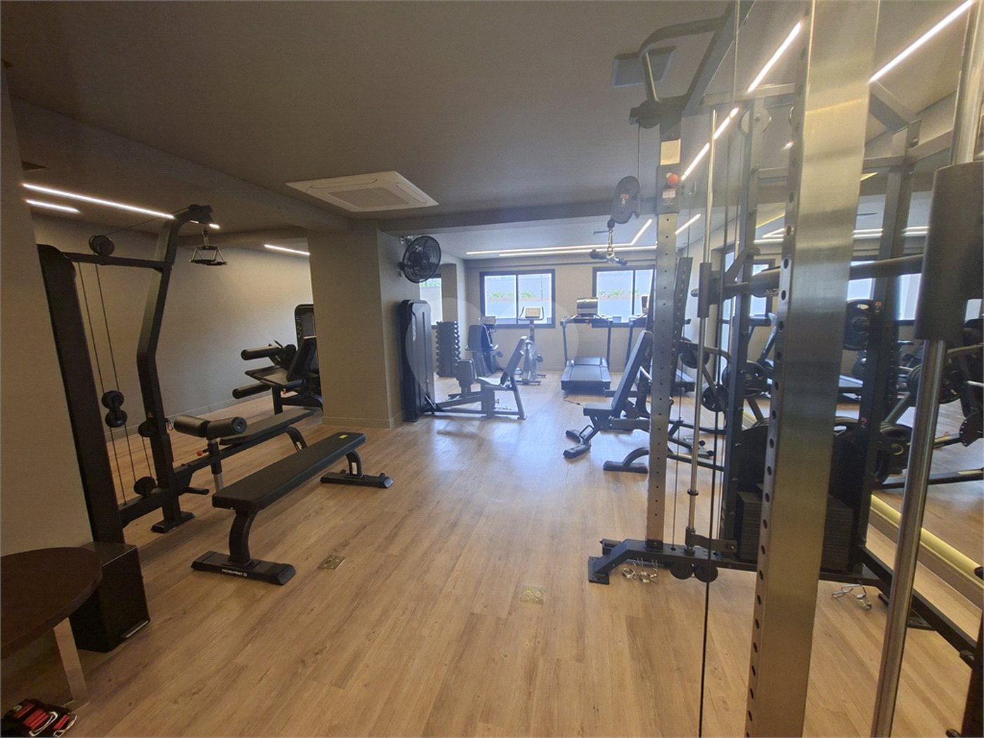 Apartamento à venda com 3 quartos, sendo 1 suíte,  no Centro, Itapetininga, SP