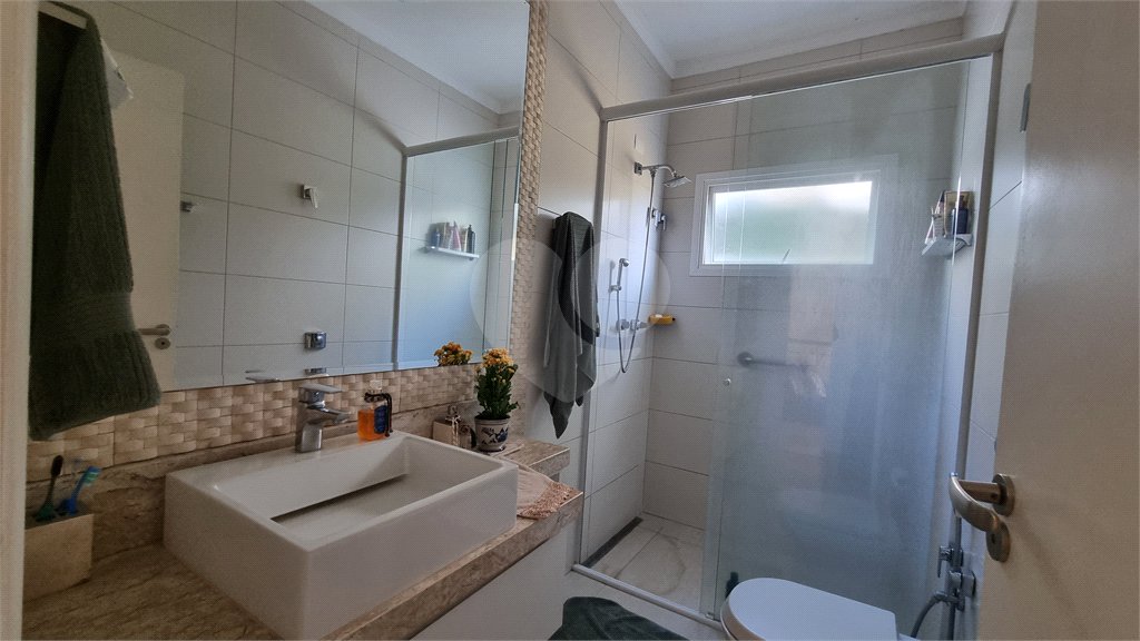 Casa à venda com 3 quartos, sendo 1 suíte,  no condomínio Vivendas do Lago, Sorocaba - SP