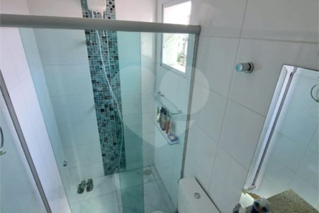 Sobrado à venda com 3 quartos, sendo 1 suíte, em Vila Gustavo, São Paulo, SP