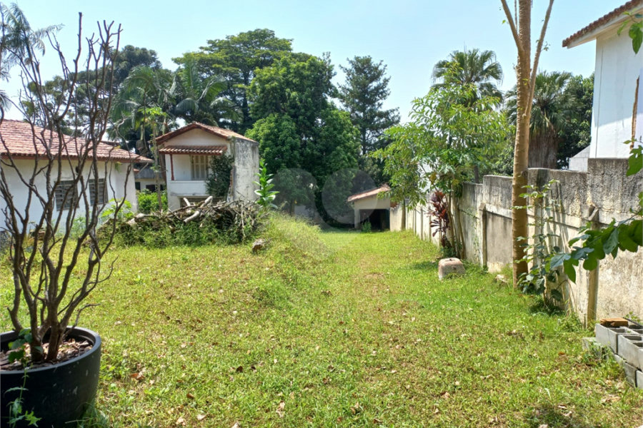 Terreno à venda com 2 quartos, sendo 1 suíte, em Jardim Floresta, São Paulo, SP