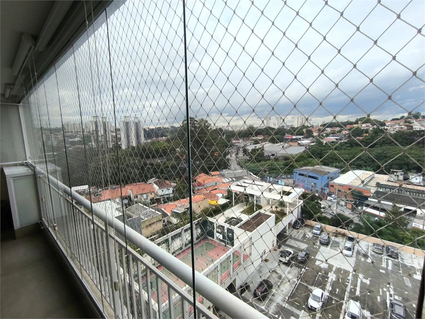 Apartamento à venda com 3 quartos, sendo 1 suíte, em Jardim Vazani, São Paulo, SP