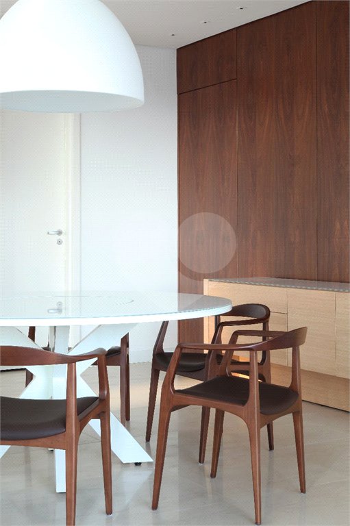 Apartamento à venda com 3 suítes em Vila Mariana, São Paulo, SP
