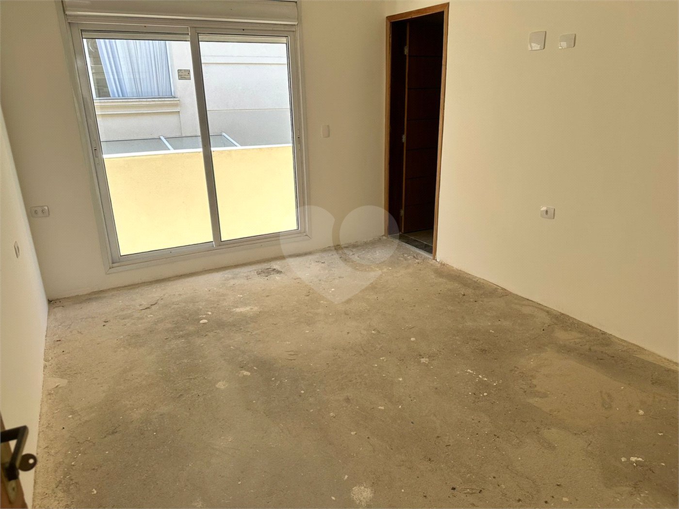 Casa à venda com 4 suítes no condomínio Villaggio Houda, São Paulo - SP