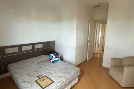 Apartamento à venda com 3 quartos, sendo 1 suíte, em Planalto Paulista, São Paulo, SP