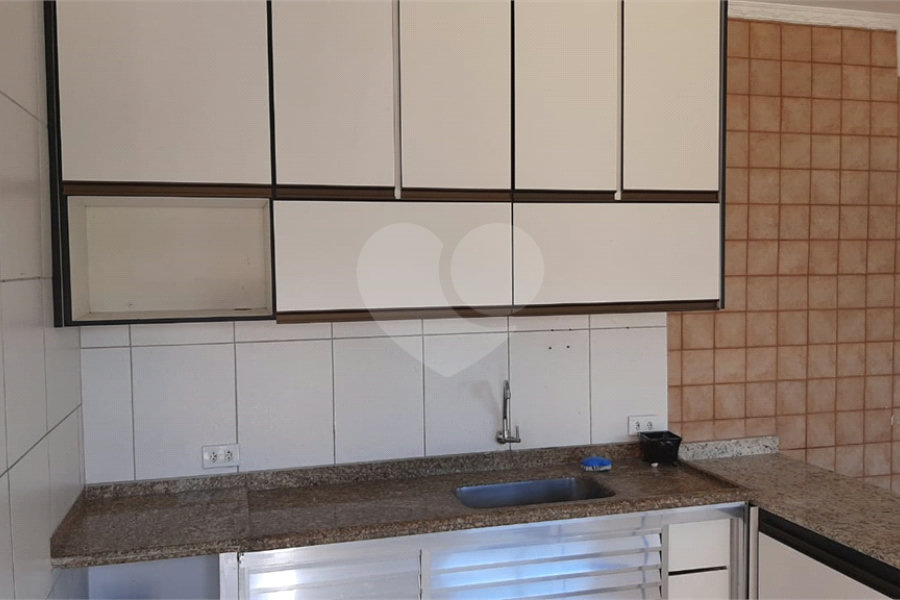 Casa à venda com 3 quartos, sendo 1 suíte, em Jardim Guairaca, São Paulo, SP