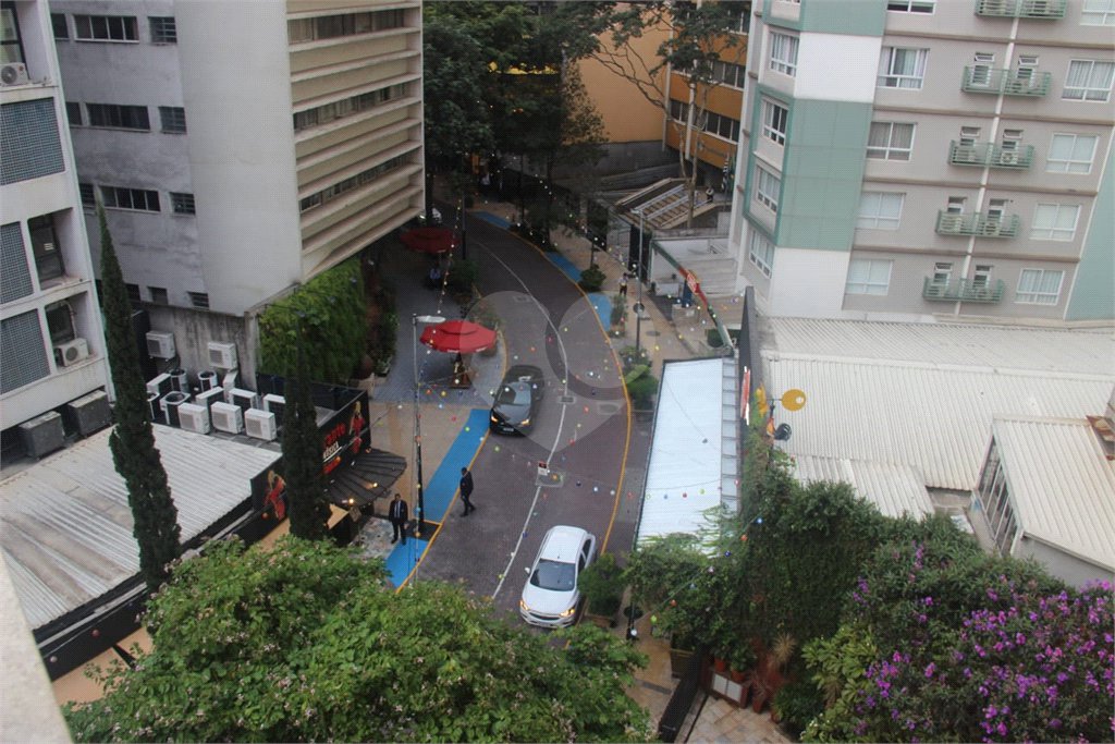Apartamento à venda com 2 quartos em Bela Vista, São Paulo, SP