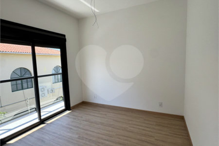 Casa à venda com 3 suítes no condomínio Mont Blanc Village, Vinhedo - SP