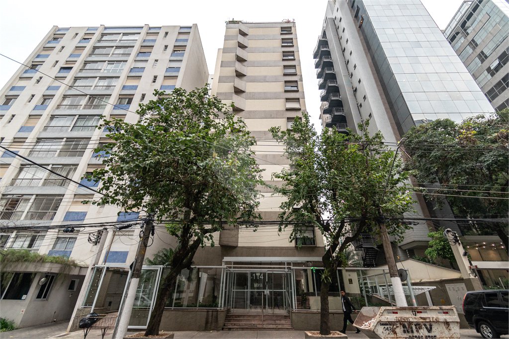 Apartamento à venda ou para alugar com 3 quartos, sendo 1 suíte, em Itaim Bibi, São Paulo, SP