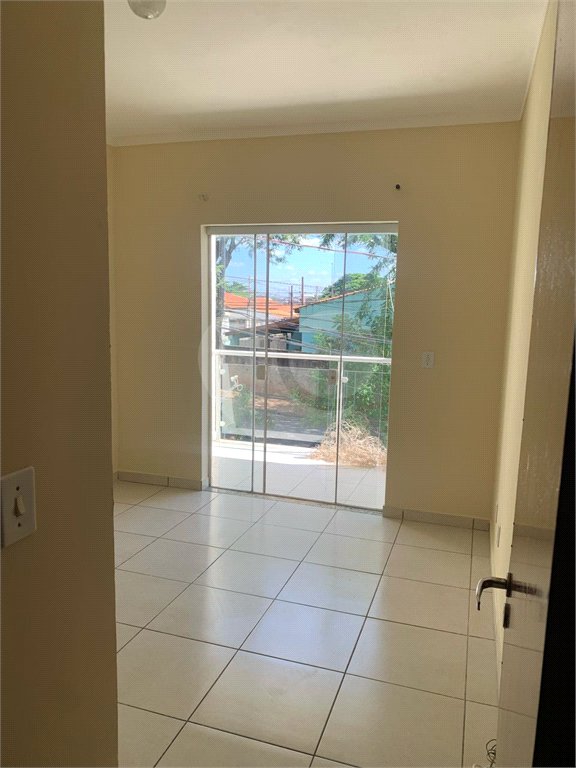 Casa à venda com 2 quartos em Vila Nova Sorocaba, Sorocaba, SP