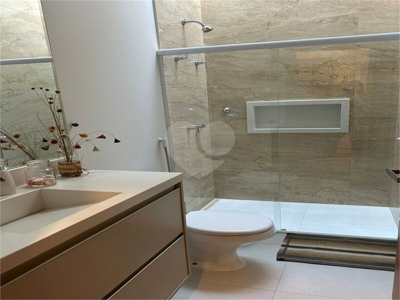 Casa à venda com 3 suítes no condomínio Jardim Residencial Dona Maria José, Indaiatuba - SP