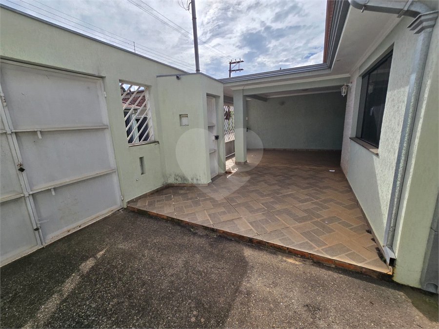 Casa à venda com 3 quartos em Vila Aparecida, Itapetininga, SP