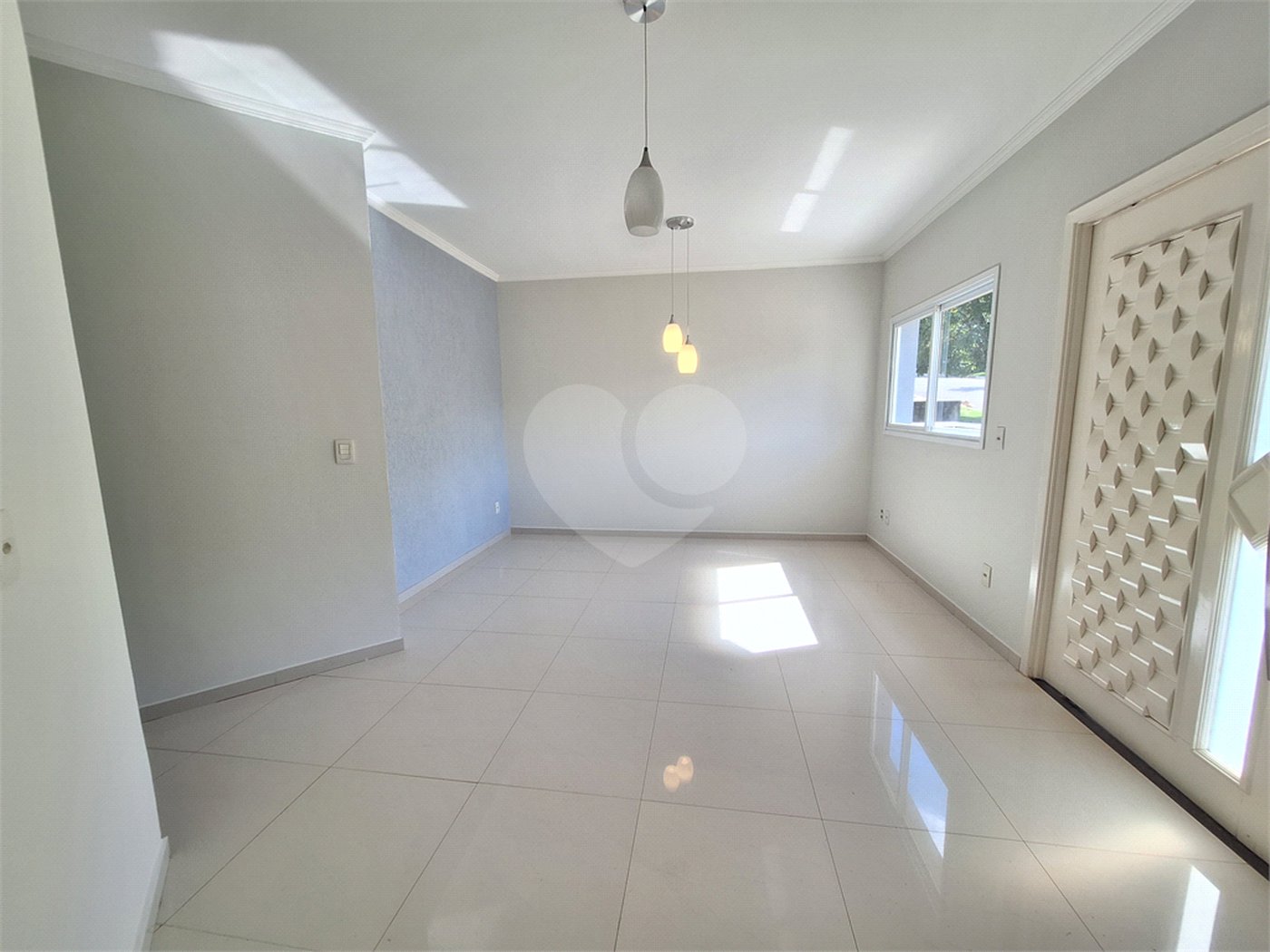 Casa à venda com 4 suítes no condomínio Terras de São Francisco, Vinhedo - SP