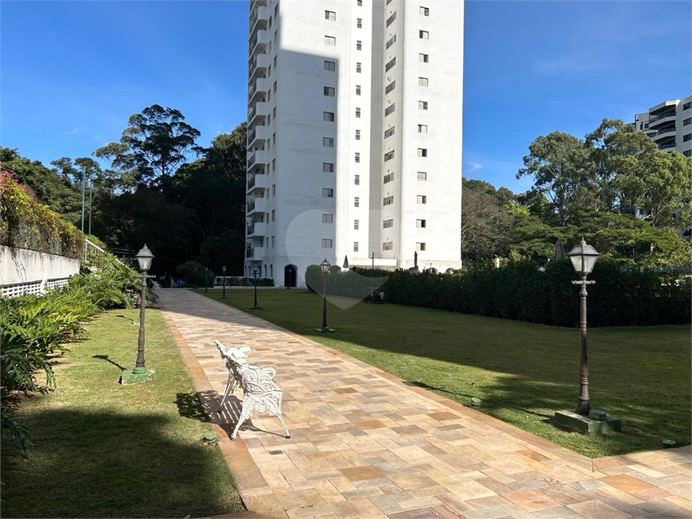Apartamento à venda com 3 quartos em Vila Suzana, São Paulo, SP