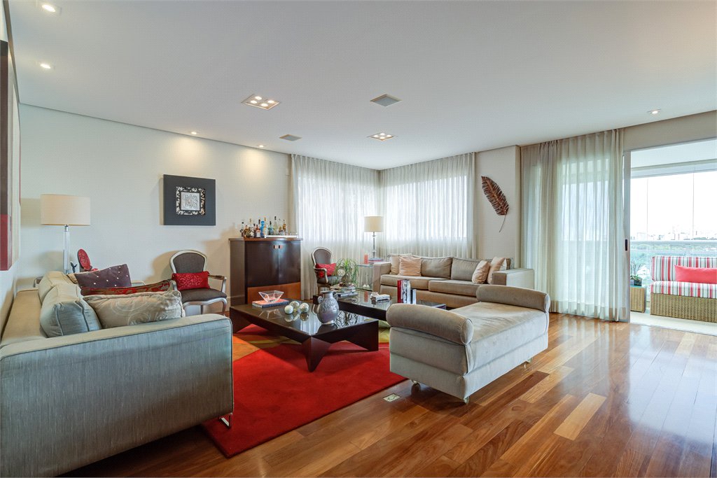 Apartamento à venda com 4 suítes em Brooklin Paulista, São Paulo, SP