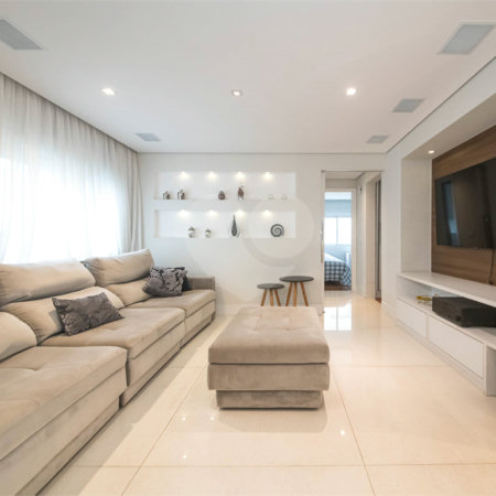 Apartamento à venda com 3 quartos, sendo 2 suítes, em Vila Mariana, São Paulo, SP