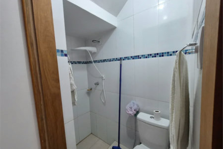 Casa à venda com 4 quartos, sendo 1 suíte,  no condomínio Residencial Alto da Lapa II, São Paulo - SP
