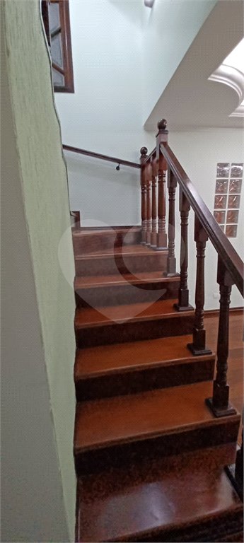 Sobrado à venda com 3 quartos, sendo 1 suíte, em Parque Renato Maia, Guarulhos, SP