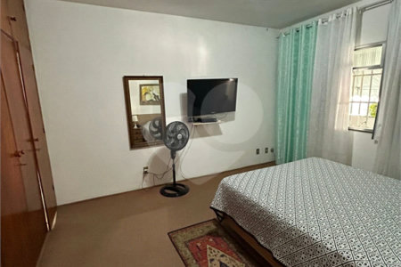 Casa para alugar com 5 quartos, sendo 1 suíte, em Campo Grande, Rio de Janeiro, RJ