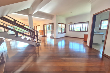 Casa à venda com 3 suítes no condomínio Chácaras do Lago, Vinhedo - SP