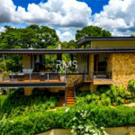 Casa à venda com 5 suítes no condomínio Plaza Athenee, Itu - SP