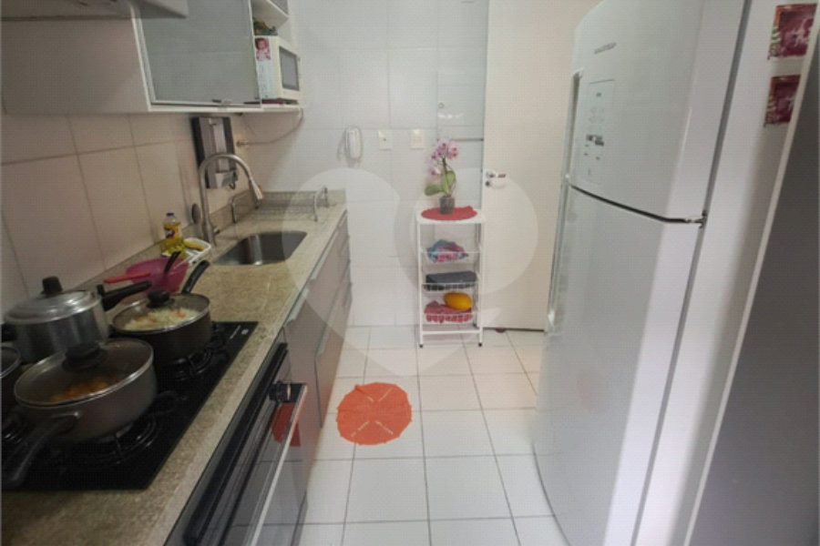 Apartamento à venda com 3 quartos, sendo 1 suíte, em Jardim Peri, São Paulo, SP