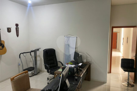 Casa à venda com 3 suítes no condomínio Itapema Iate Clube/ponta Pora-ms, Ponta Porã - MS
