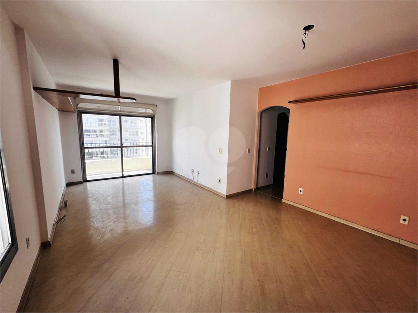 Apartamento à venda com 3 quartos, sendo 1 suíte, em Santa Cecília, São Paulo, SP