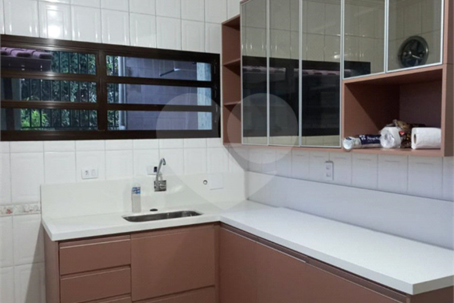 Sobrado à venda com 3 quartos, sendo 1 suíte, em Tremembé, São Paulo, SP