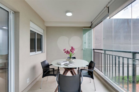 Apartamento à venda com 2 suítes em Santo Amaro, São Paulo, SP