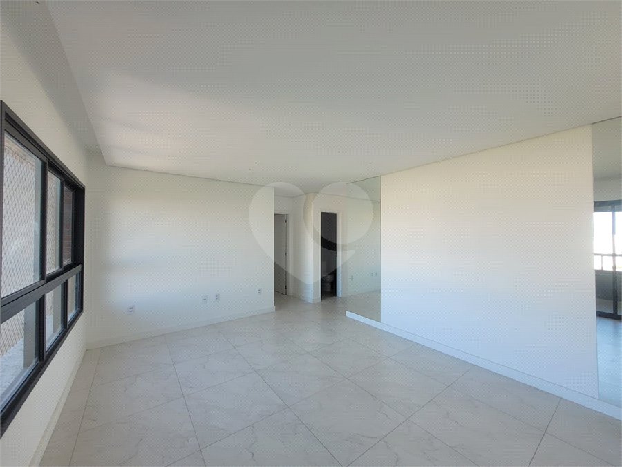 Apartamento para alugar com 3 quartos, sendo 1 suíte,  em Parque Campolim, Sorocaba, SP