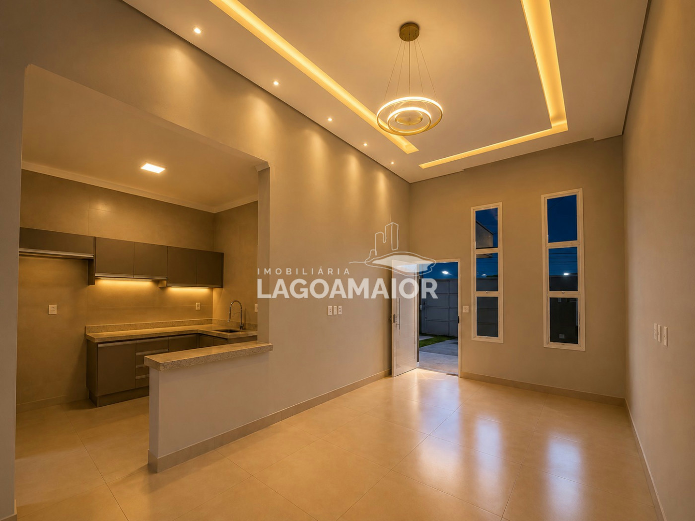 Casa à venda com 3 quartos, sendo 1 suíte,  em Jardim dos Ipês, Três Lagoas, MS