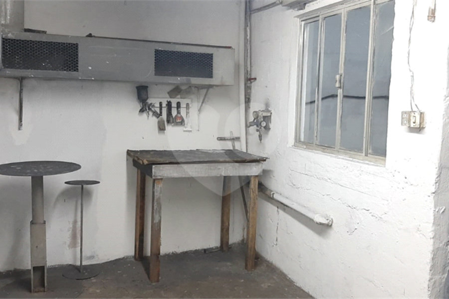 Prédio à venda em Tremembé, São Paulo, SP