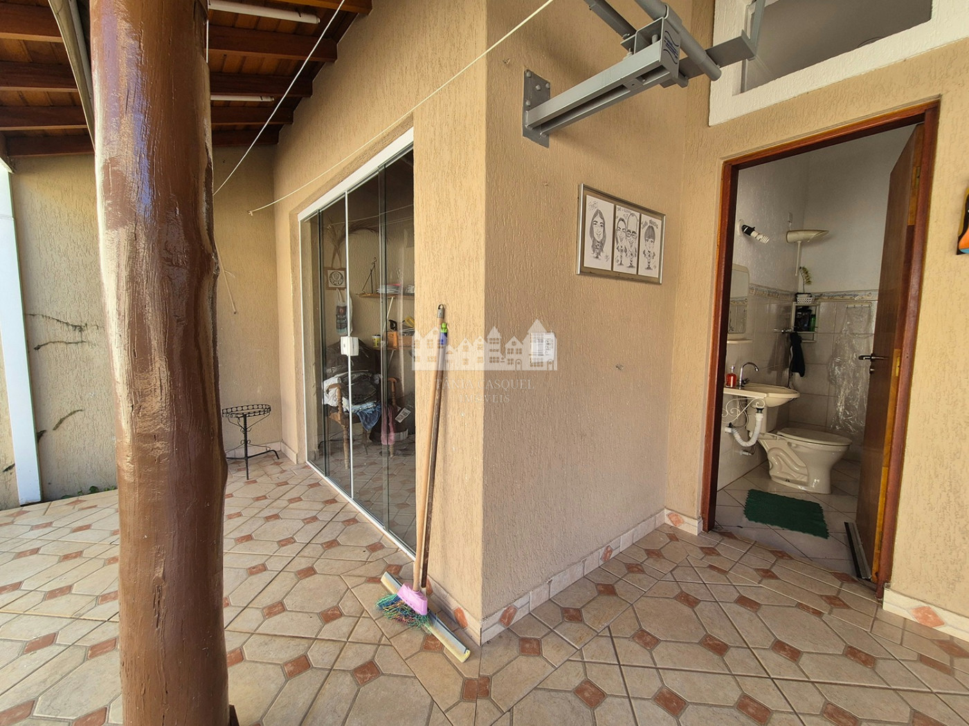 Casa à venda com 3 quartos, sendo 1 suíte, em Retiro das Fontes, Atibaia, SP