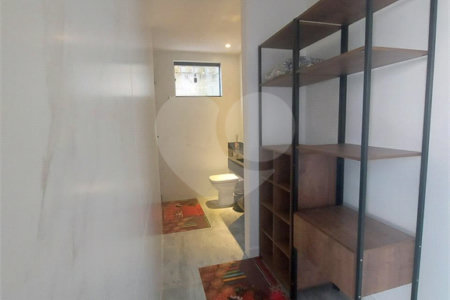 Casa à venda com 4 quartos, sendo 3 suítes, em Albatroz, Armação dos Búzios, RJ