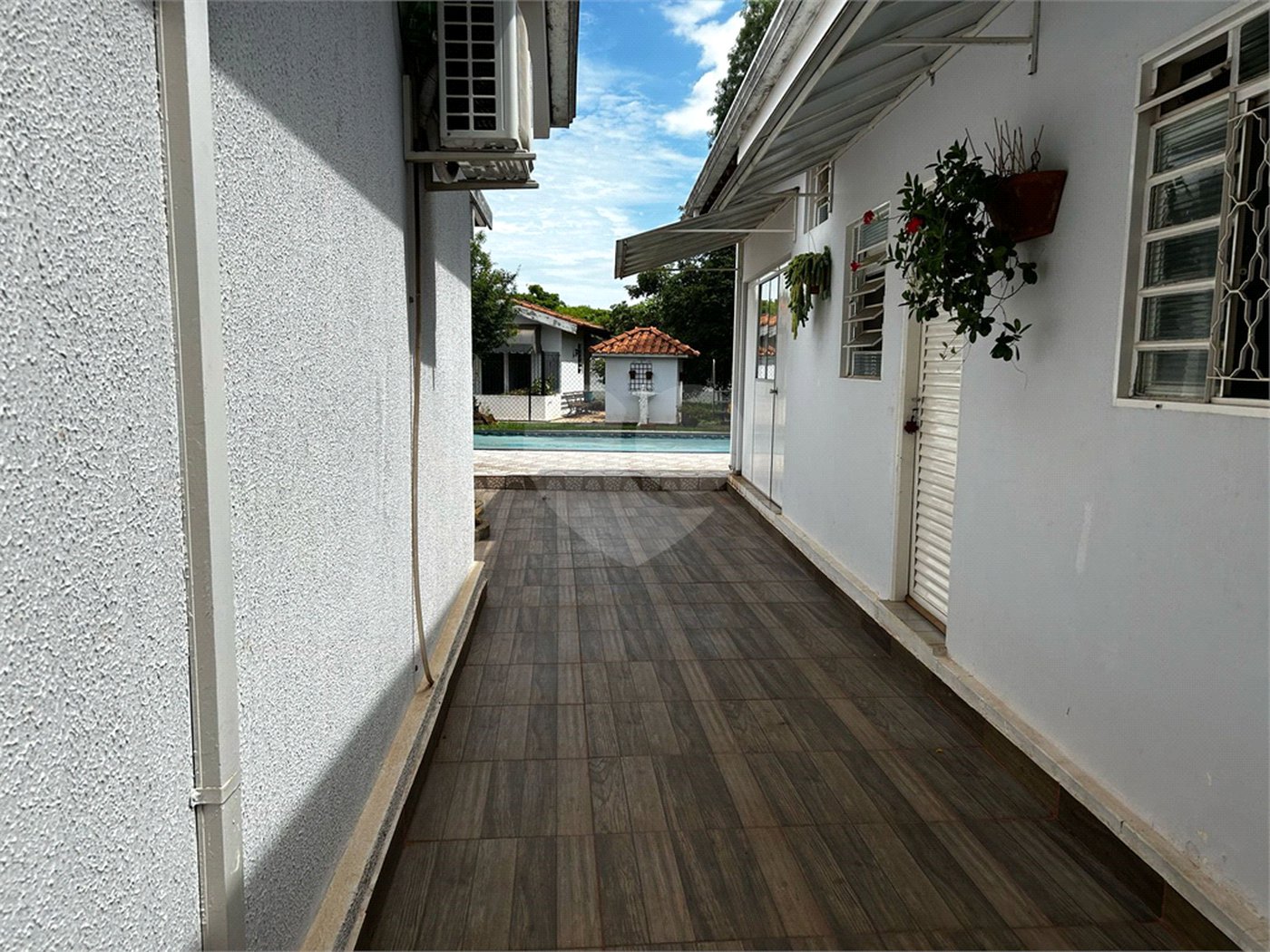 Casa à venda com 4 quartos em Jardim das Estações (vila Xavier), Araraquara, SP