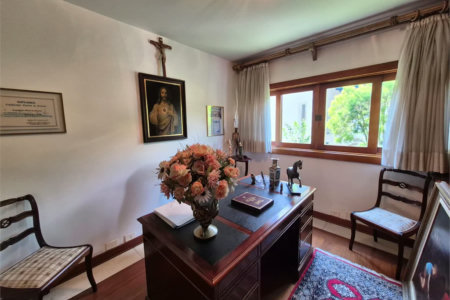 Casa de Vila à venda ou para alugar com 4 quartos, sendo 2 suítes, em Jardim Leonor, São Paulo, SP